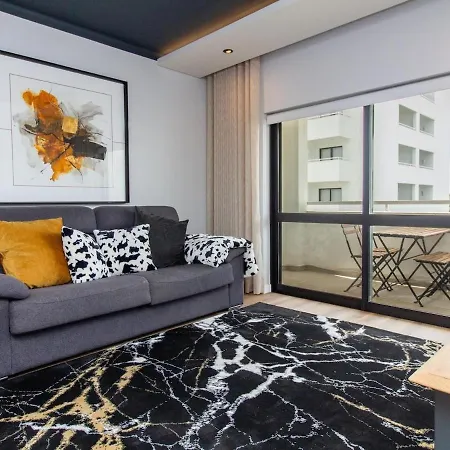 Oasis By Ici Algarve * Αλμπουφέιρα